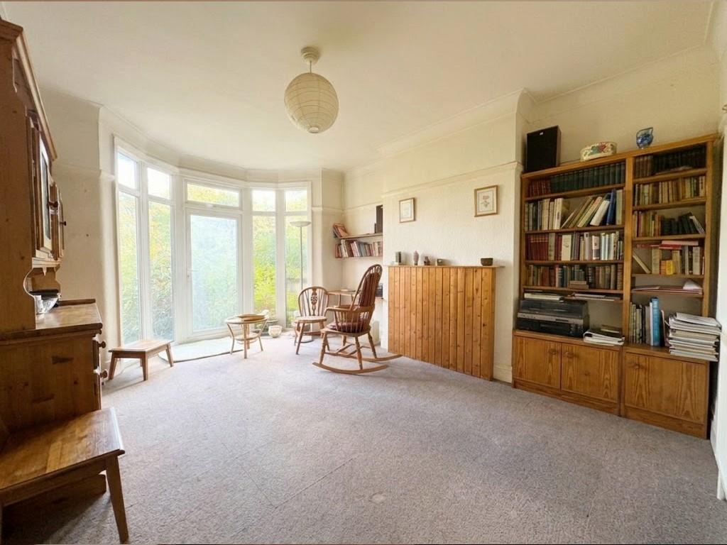 Sylvan Avenue, Mill Hill, NW7, London